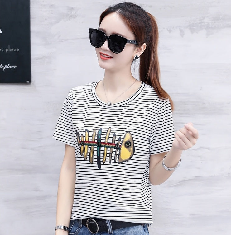 Striped short sleeve t-shirt for women