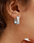 Simple Entry Lux Micro Inlaid Zircon Ear Clip