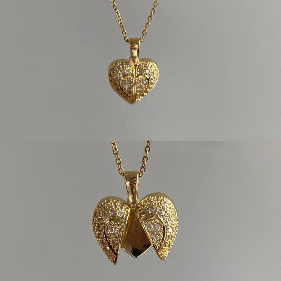 Opening And Closing Fully Jeweled Loving Heart Exaggerated Necklace Simple