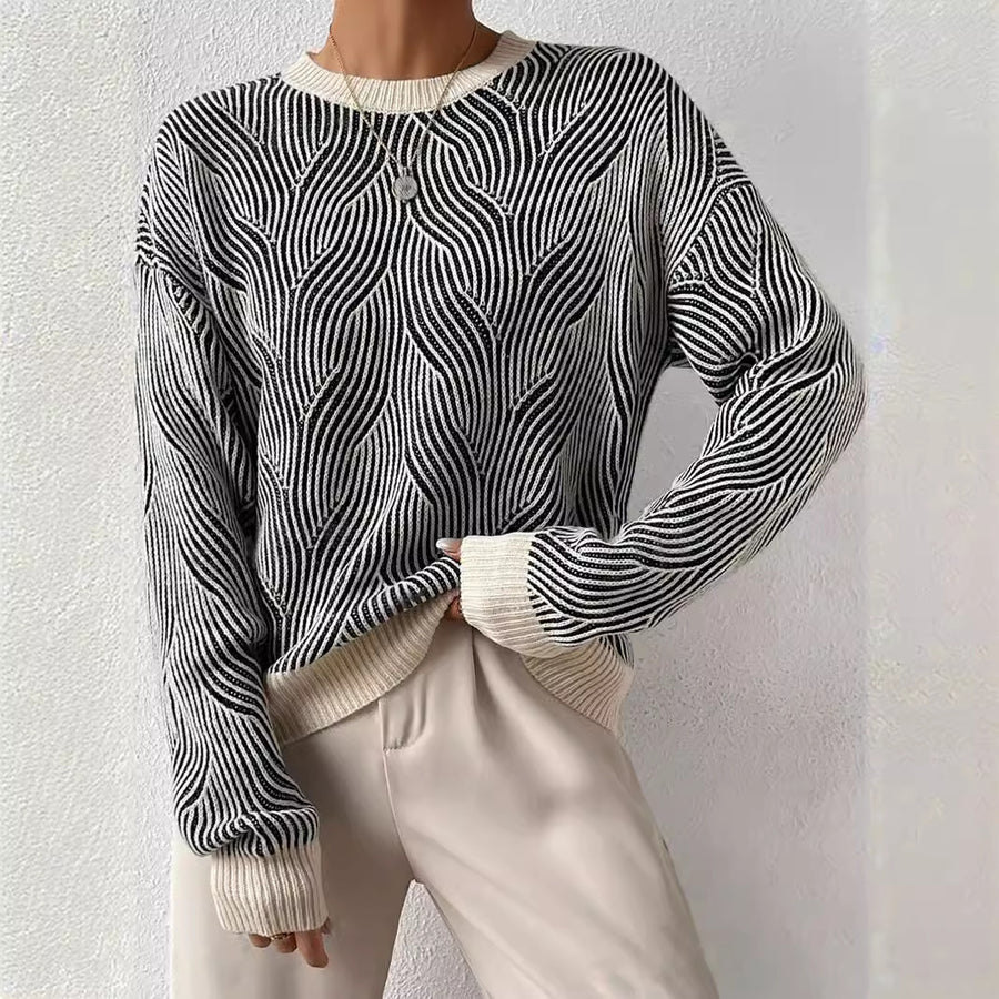 Round Neck Striped Contrast Color Knitted Sweater