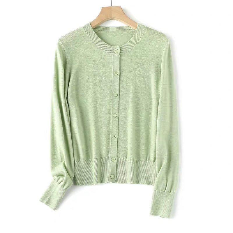 Women's Buckle Round Neck Long Sleeve Soft Knitted Sweater