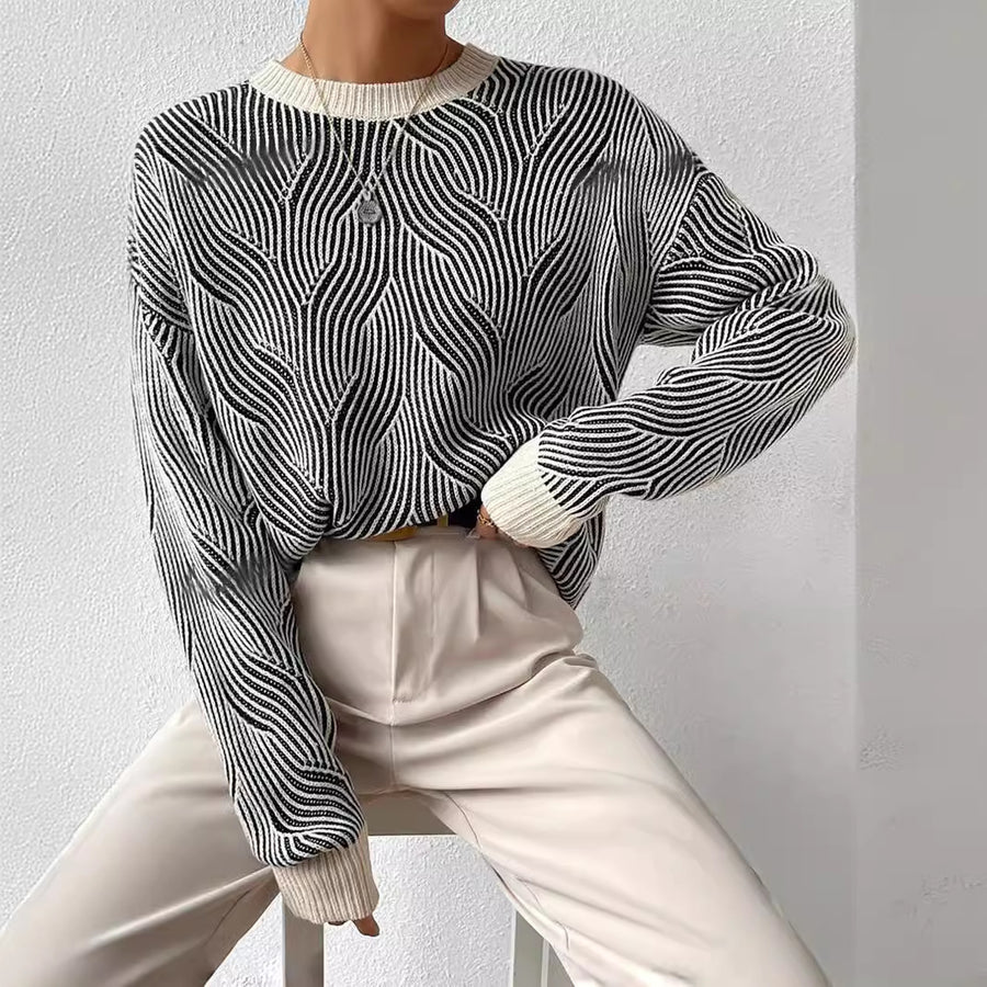 Round Neck Striped Contrast Color Knitted Sweater