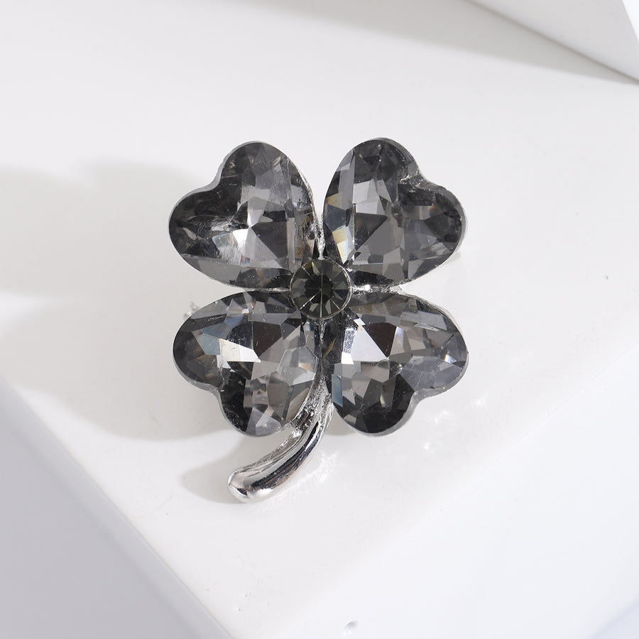 Fashion Simple And Compact Heart Shape Rhinestone Four-leaf Clover Brooch