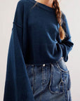 Solid Color Round-neck Flared Sleeves Pullover Sweater