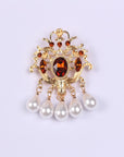 Design Court Retro Baroque Style Coat Brooch