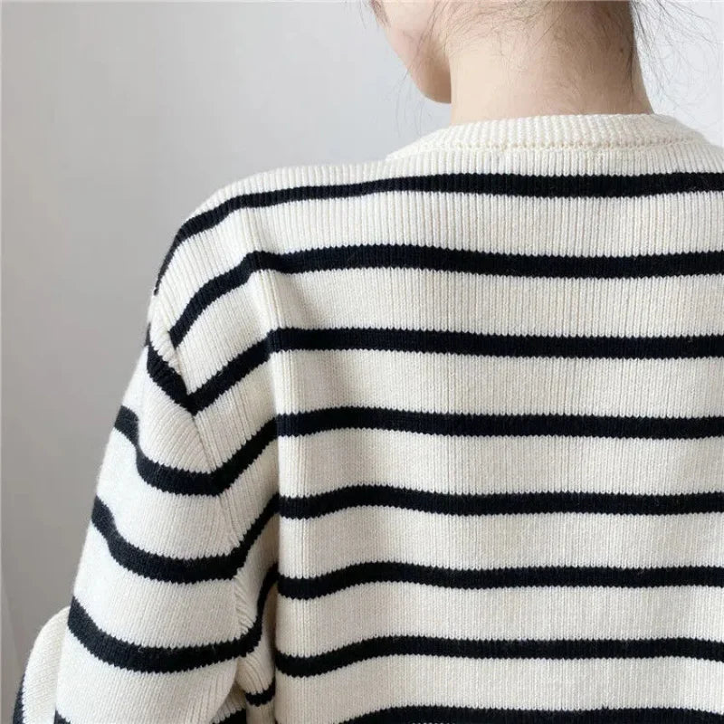 Striped knitted cardigan