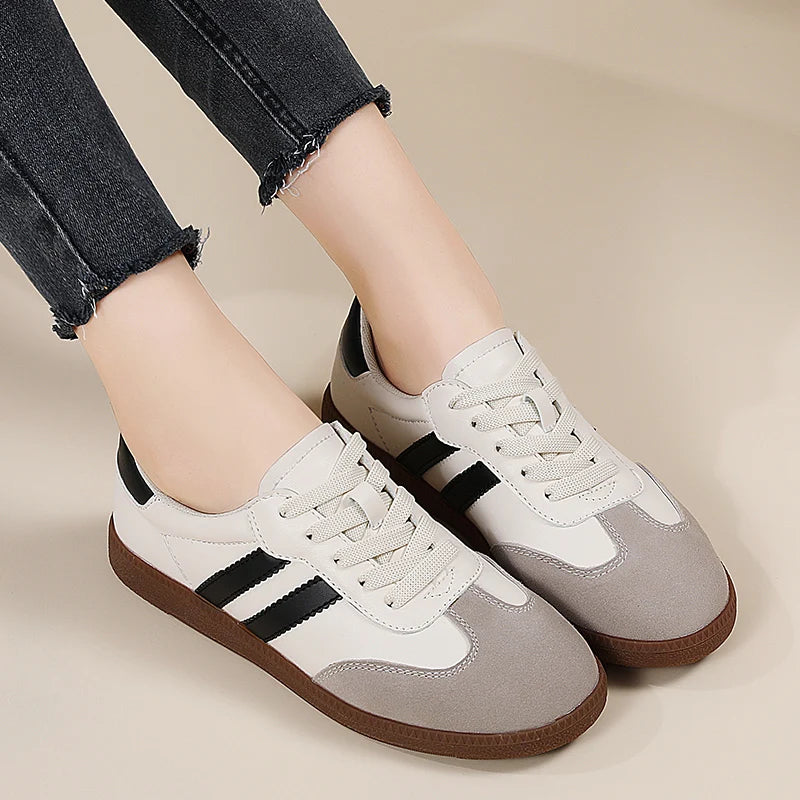 New Classic Ladies Sneakers