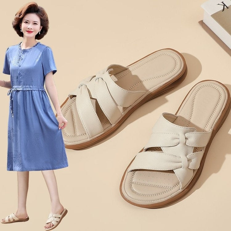 Summer Flat Plus Size Soft Bottom Non-slip Tendon Bottom Soft Leather Sandals